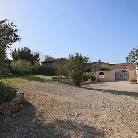 Les 3iles Holiday home *