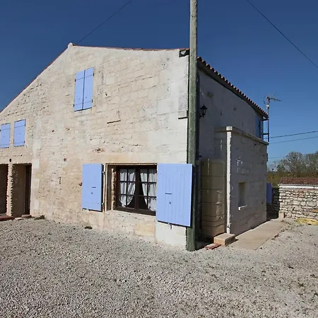 Holiday home Les 3iles